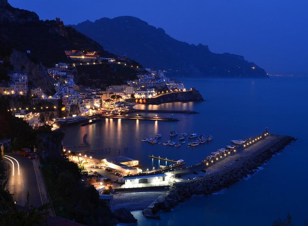 Casa Amore S Lucia Amalfi Esterno foto